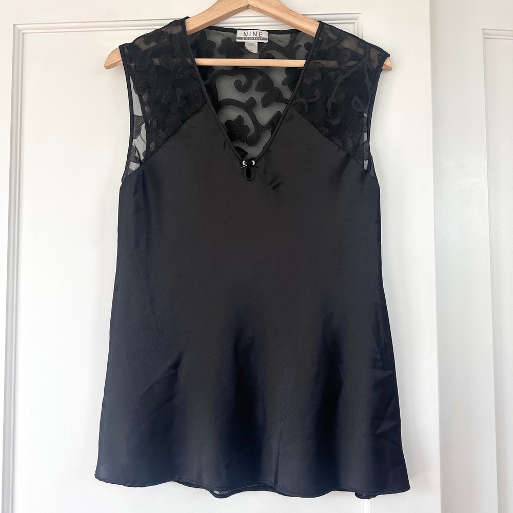 Vintage Nine & Company‎ Black Satin Floral V-Neck Sleeveless Top Large 90s Y2K